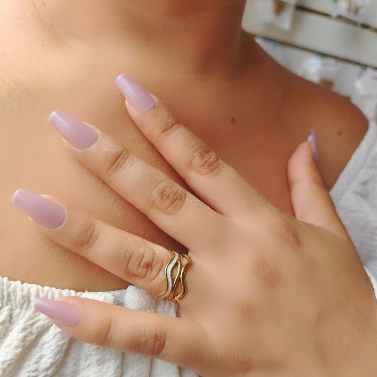 ANILLO LUNA – Elegancia y luz interior