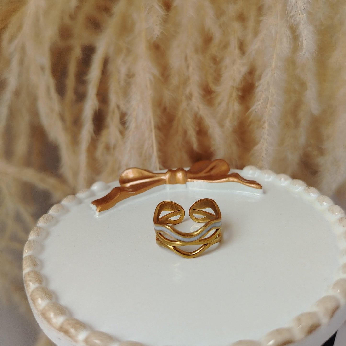 ANILLO LUNA – Elegancia y luz interior